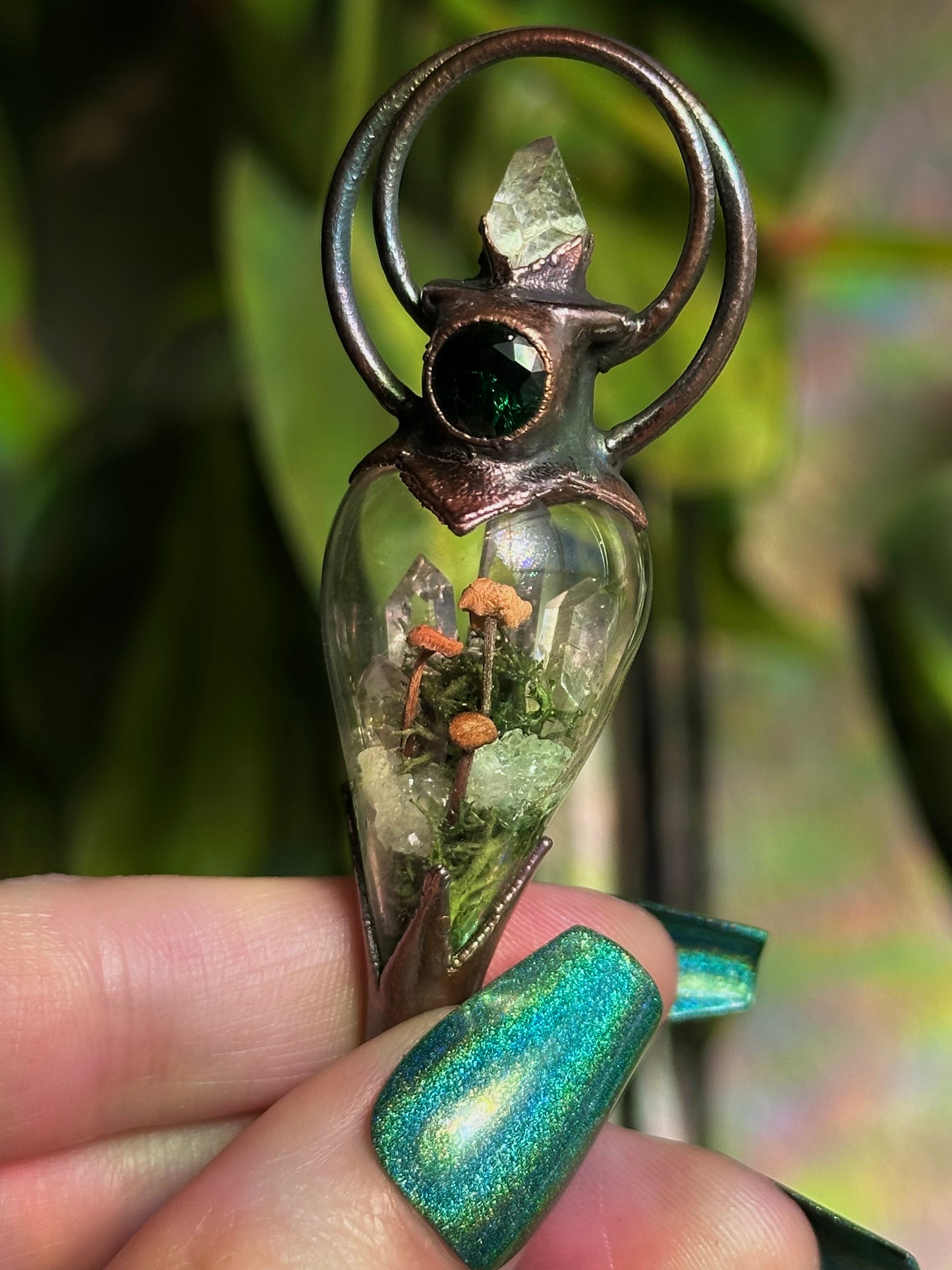 Emerald Mushroom Forest Terrarium Pendant