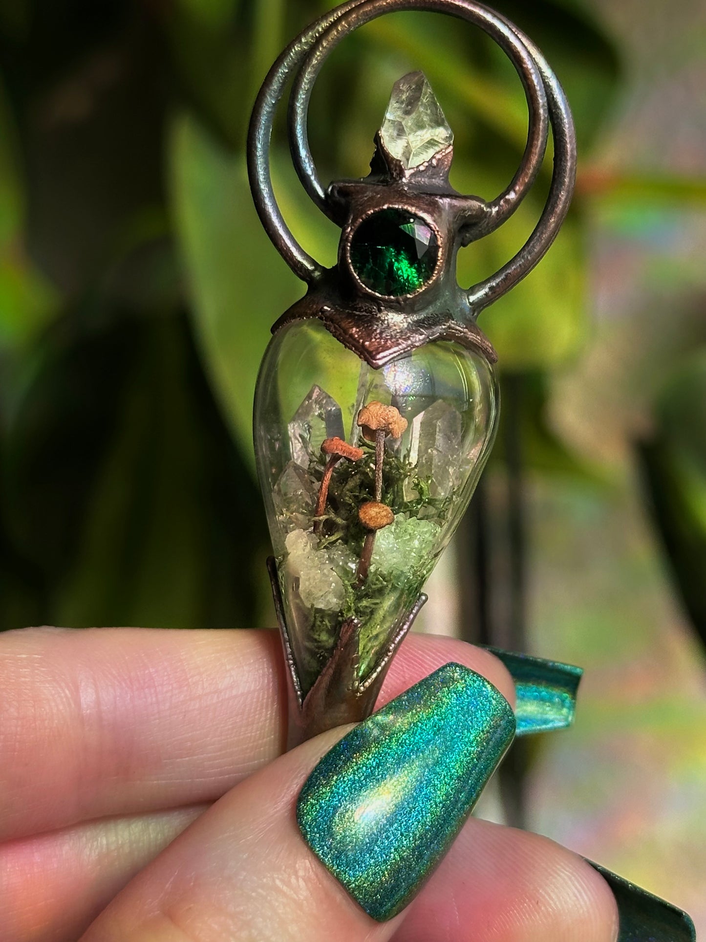 Emerald Mushroom Forest Terrarium Pendant