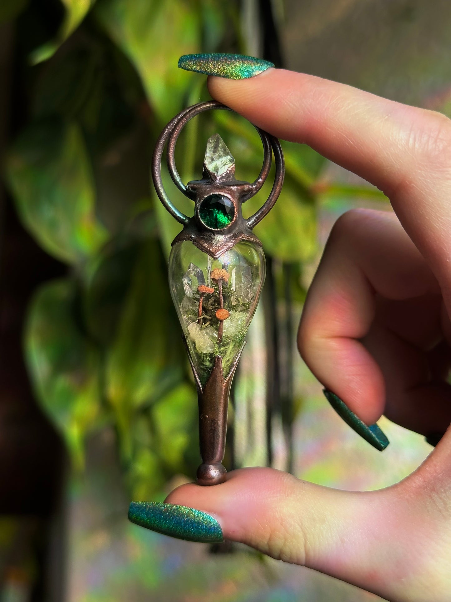 Emerald Mushroom Forest Terrarium Pendant
