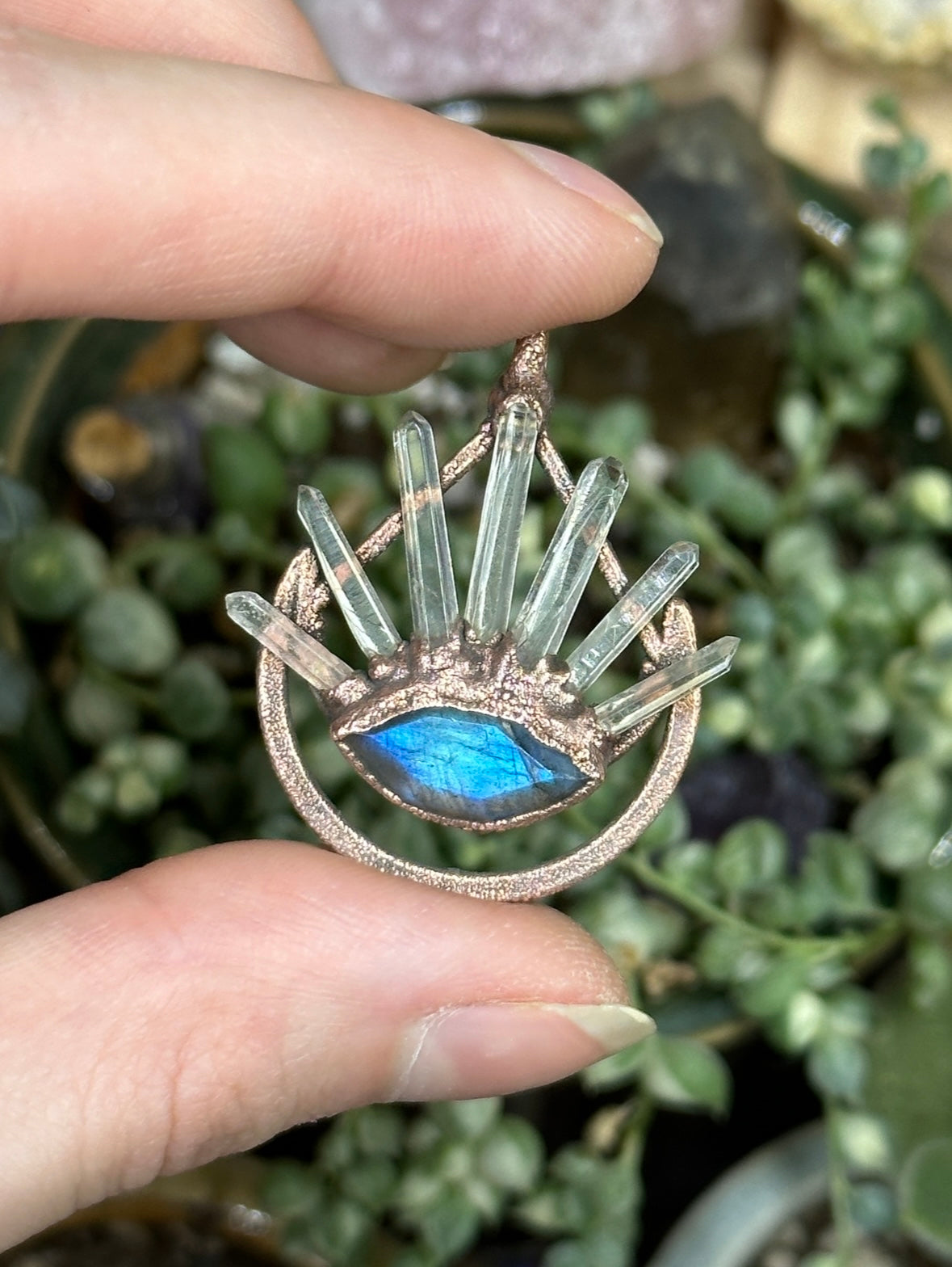 Labradorite and Quartz point eye amulet