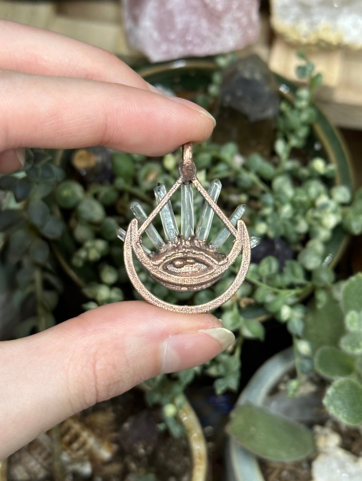 Labradorite and Quartz point eye amulet