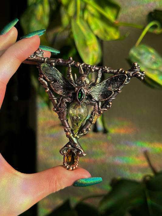 Carpenter Bee Terarrium Amulet (Citrine and Emerald)
