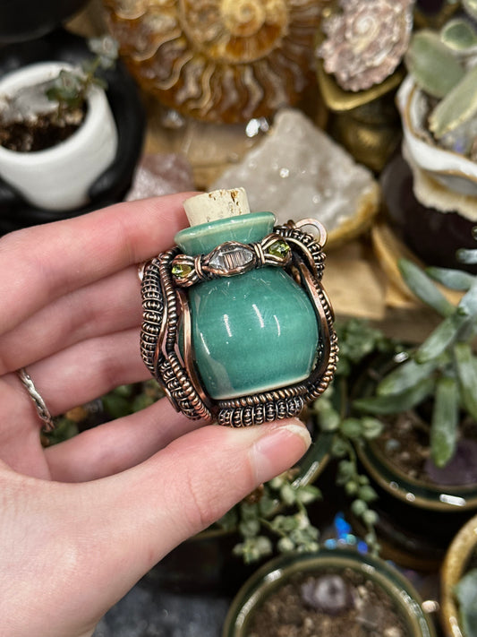 Herkimer Diamond and Peridot mini pottery jar amulet