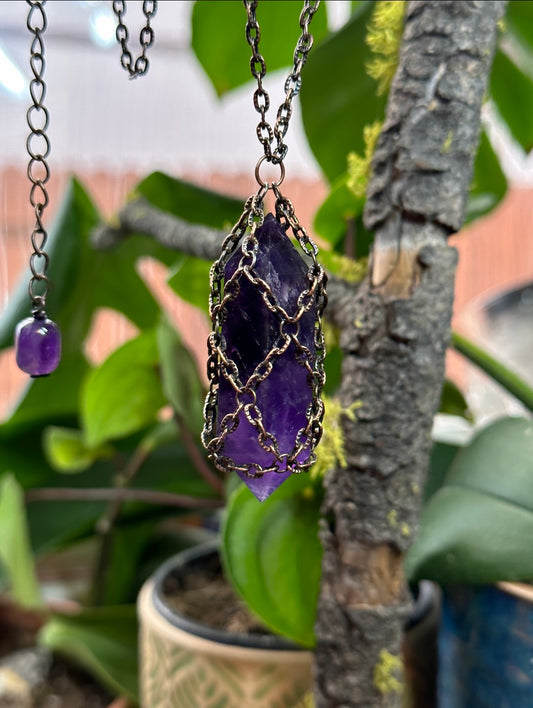 Amethyst Point Chain Cage Pendant (Copper)