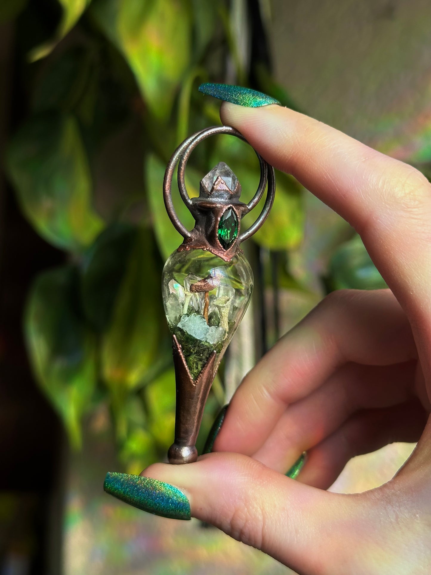 Emerald Mushroom Forest Terrarium Pendant