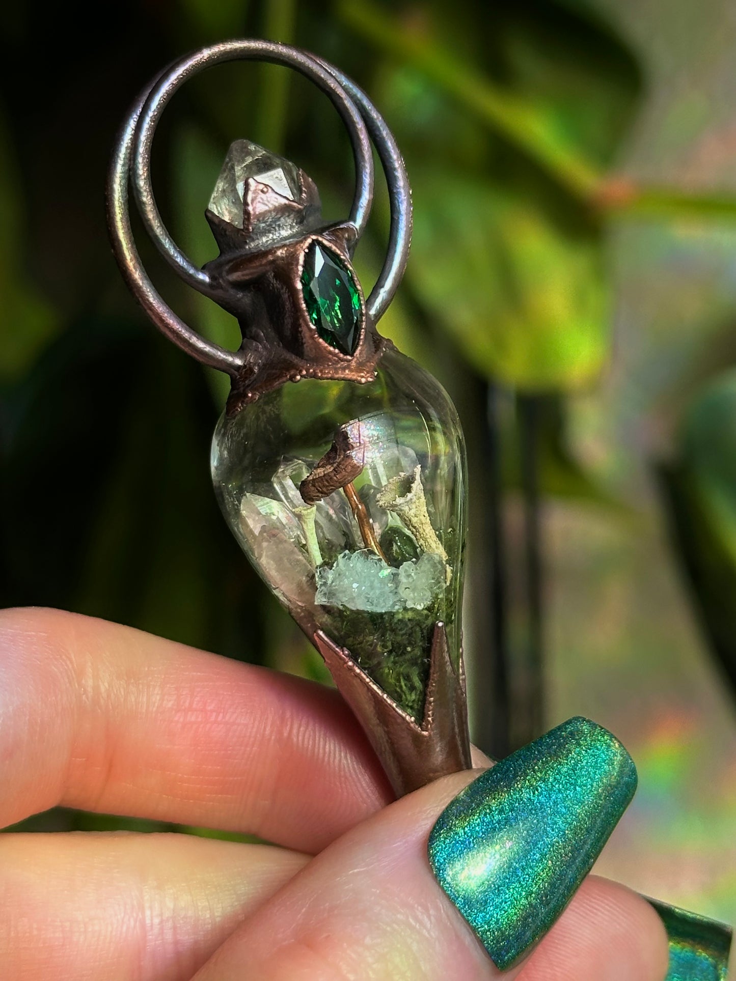 Emerald Mushroom Forest Terrarium Pendant
