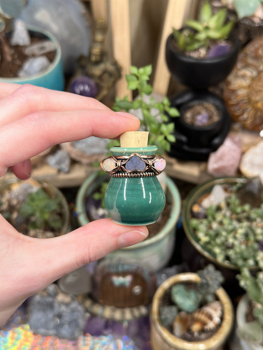 Grape Agate and Opal pottery jar